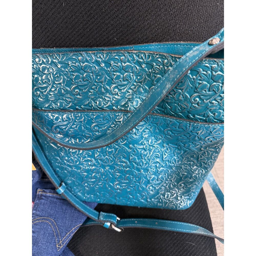 Patricia Nash Harper Tote C/b Teal Silver Metallic Floret Tooled Leather NWT - Picture 4 of 6